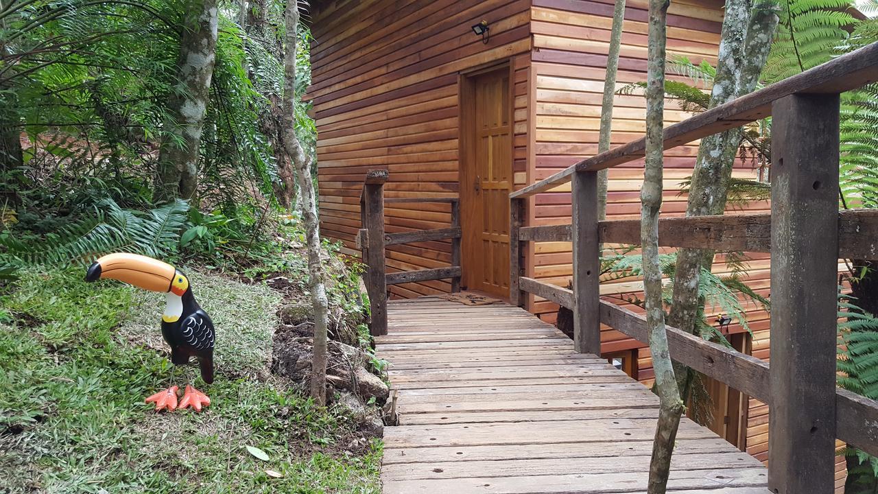 Chale Dos Tucanos- Parede De Vidro Com Linda Vista Campos do Jordão Exterior foto